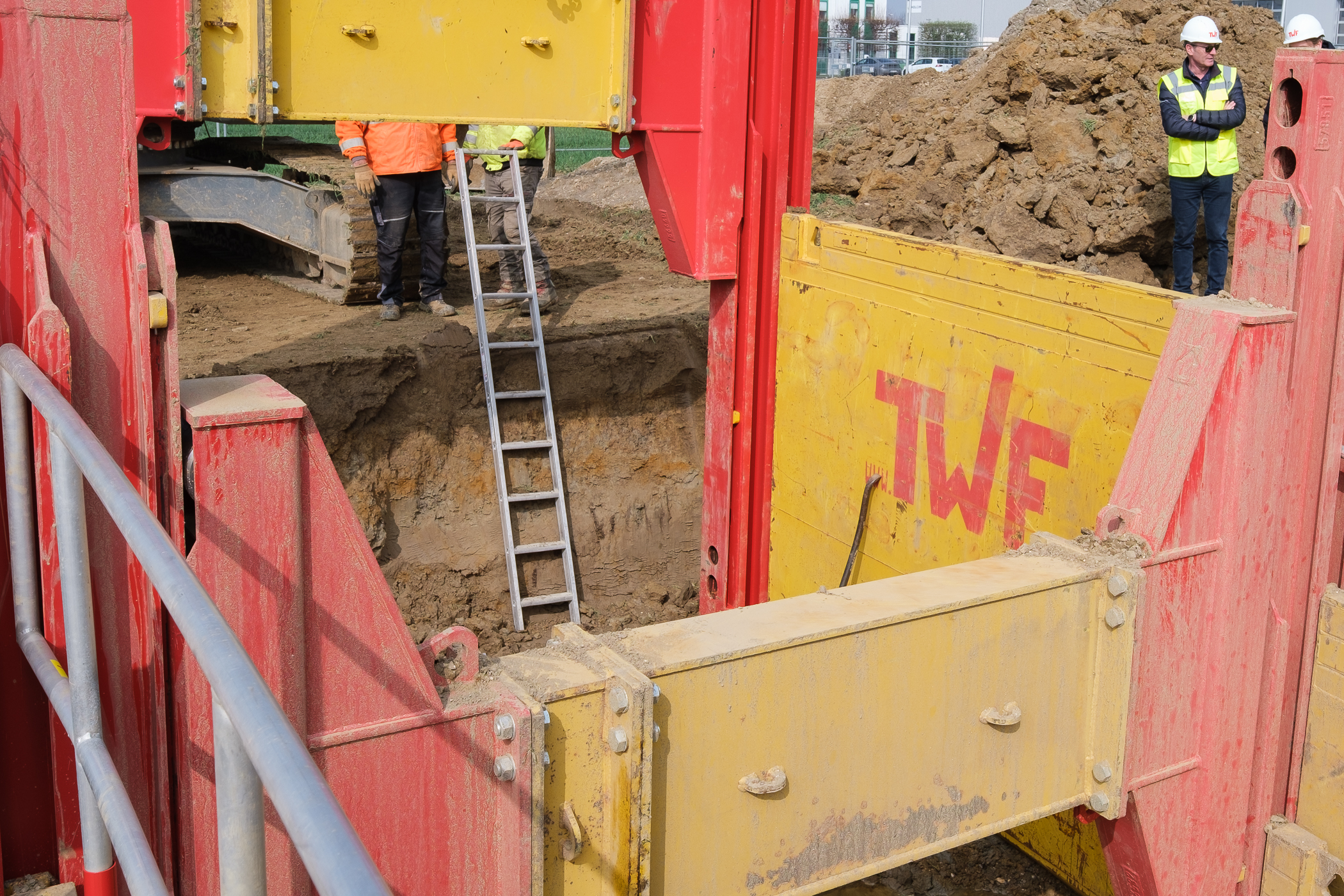 TWF-Tiefbauelemente im praktischen Einsatz Tiefbauelemente im praktischen Baustelleneinsatz